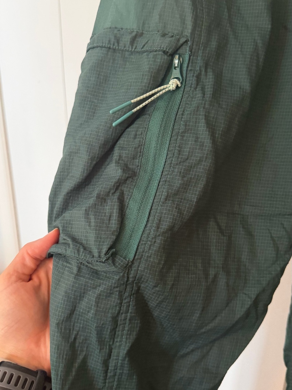 Outdoor Voices Dark Green Lightweight Cargo Pants - Picture 3 of 5